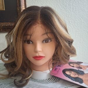 Elegant Brown and Blonde Women's Wig